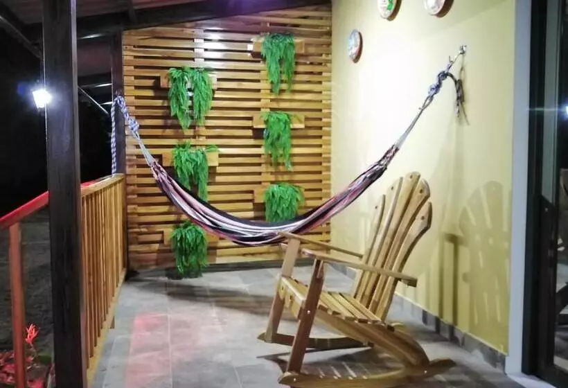 ベッドアンドブレックファースト Baruch Tropical Ranch