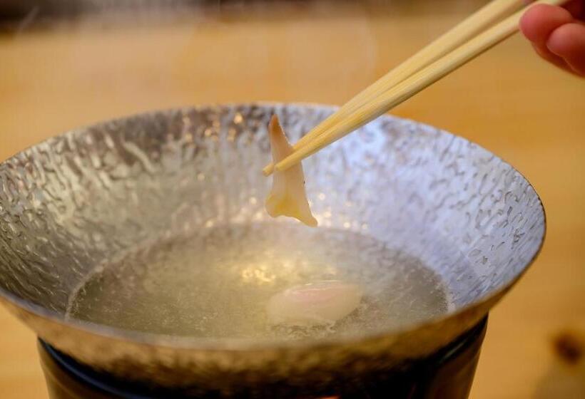 Hotel 日本の秘境で味わう絶品地鶏 ジローのおうち