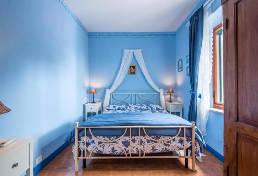 Hotelli Appartamento Blu