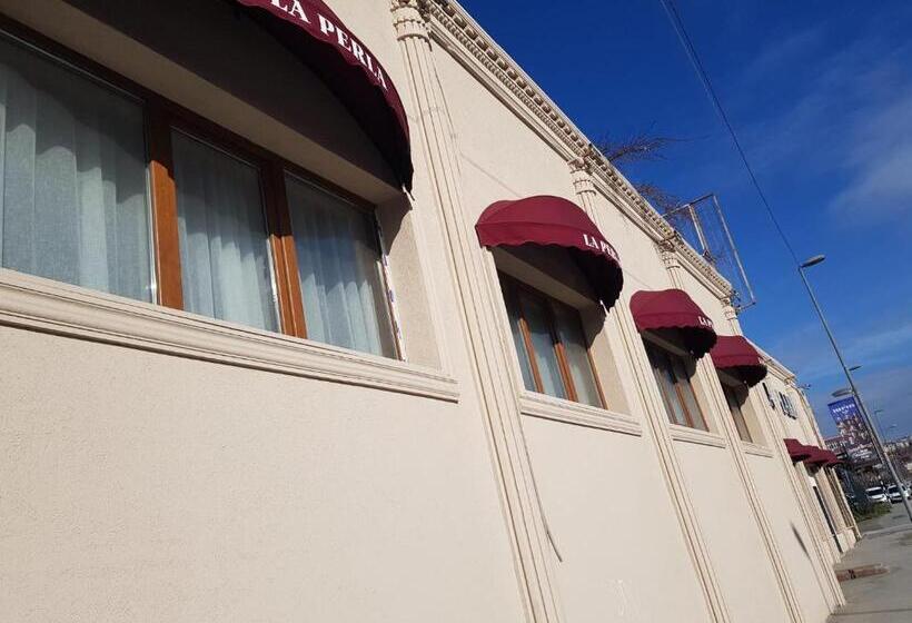 Hotel La Pearl Konaklama