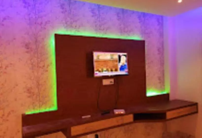 ホテル Rbs Ayodhya