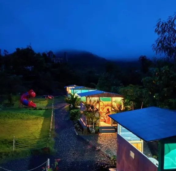 ホテル Tara S Hill Resort