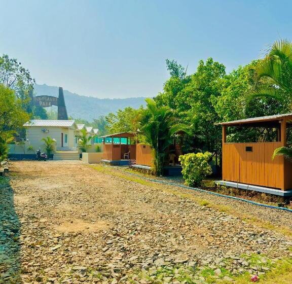 Отель Tara S Hill Resort