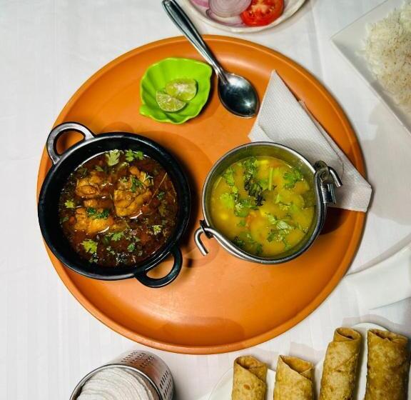 Отель Tara S Hill Resort