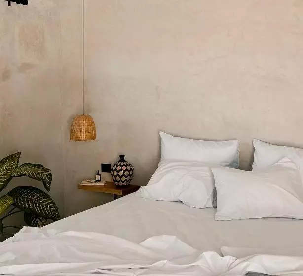 Hotelli Tukasa   Surfhouse