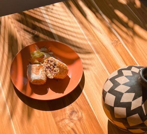 هتل Tukasa Surfhouse