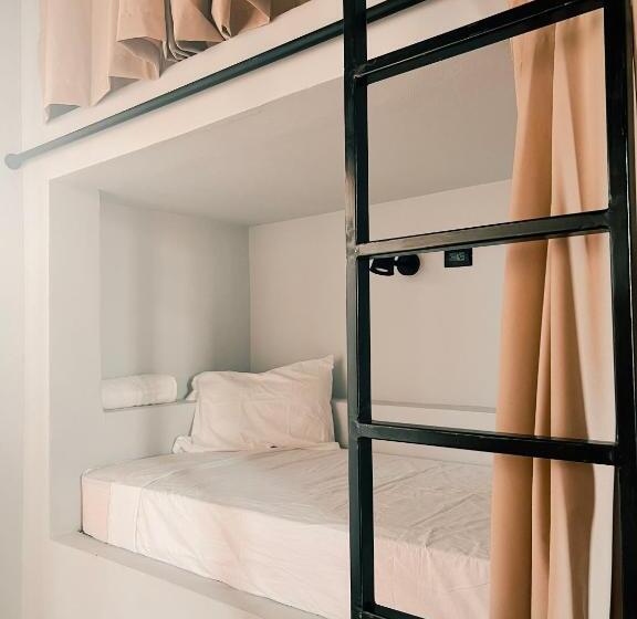 هتل Tukasa Surfhouse