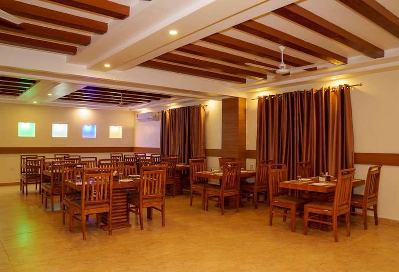 هتل Ultra International