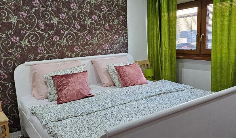 Пансион Ag Euro Apartments