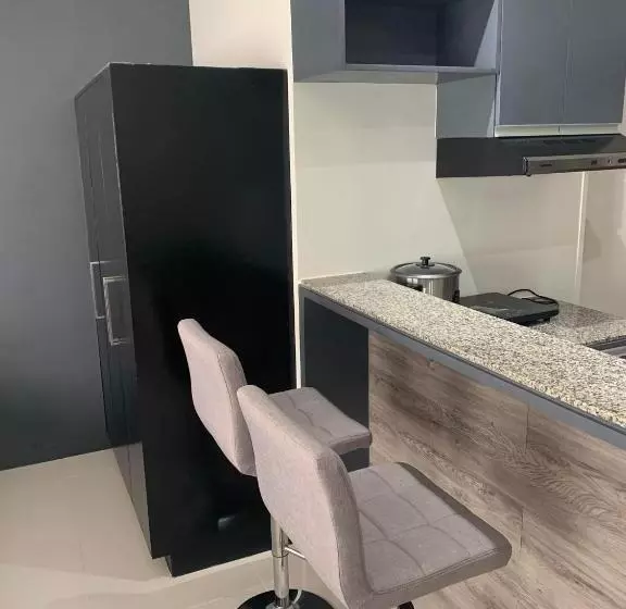 ペンション Condo Bacolod City