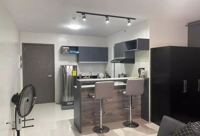 ペンション Condo Bacolod City