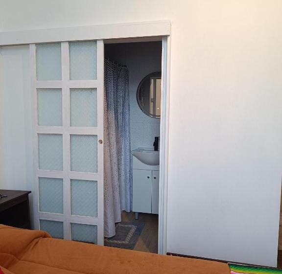 پانسیون Hostal Tulio Porteño