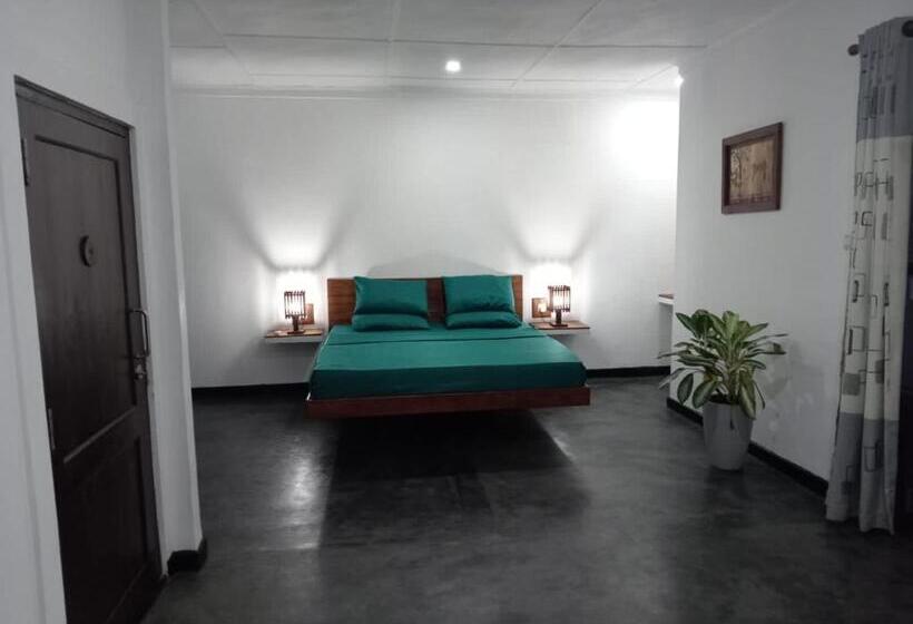 פנסיון Jess Beach Villa