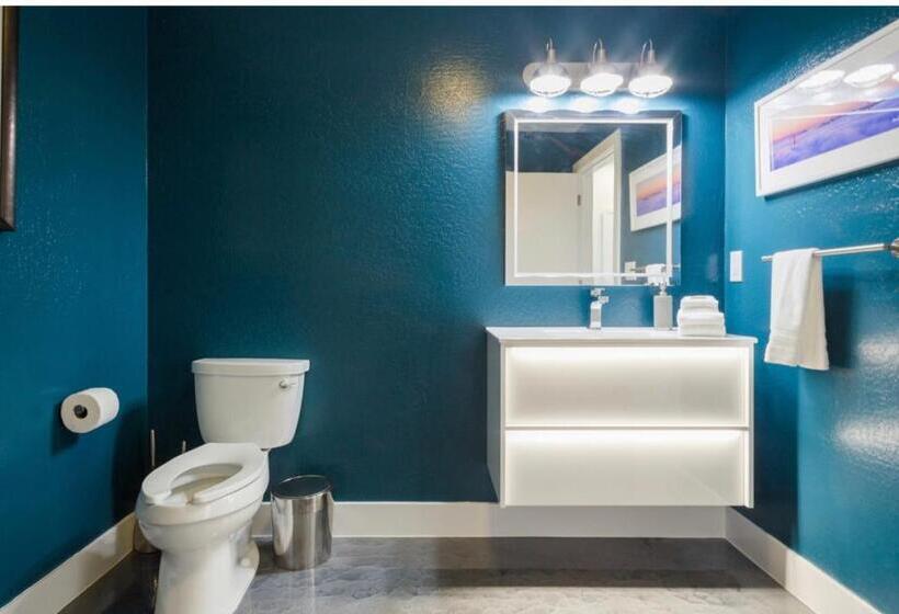 Petaluma Warehouse Lofts Unit C