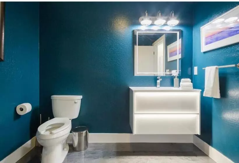 Petaluma Warehouse Lofts Unit C