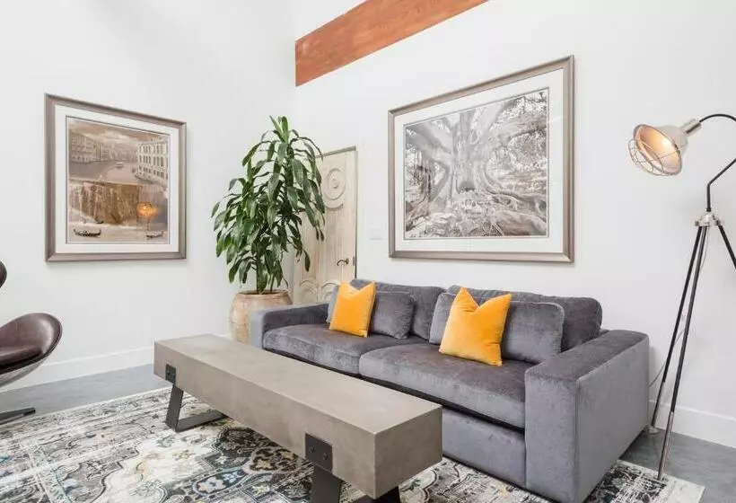 Petaluma Warehouse Lofts Unit C