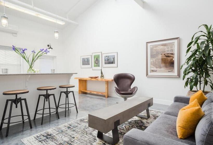 Petaluma Warehouse Lofts Unit C