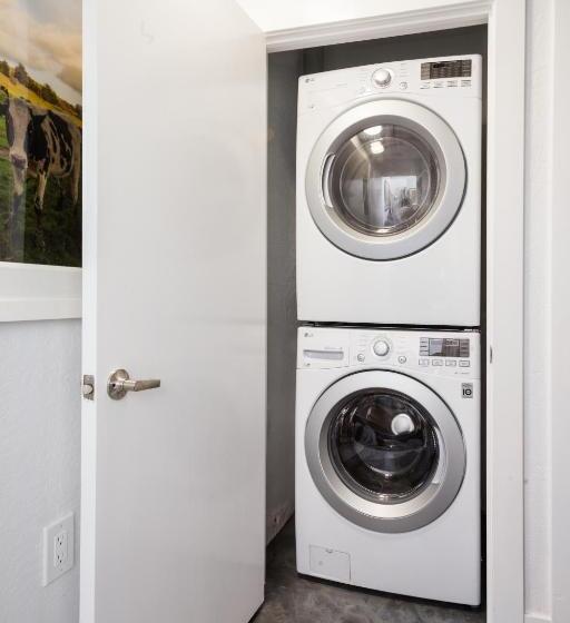 Petaluma Warehouse Lofts Unit C