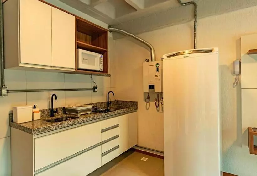 Apartamento Com Garagem No Centro De Guaramiranga