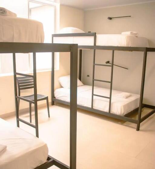 Hotel Amazonas Suite, Habitación Con Literas