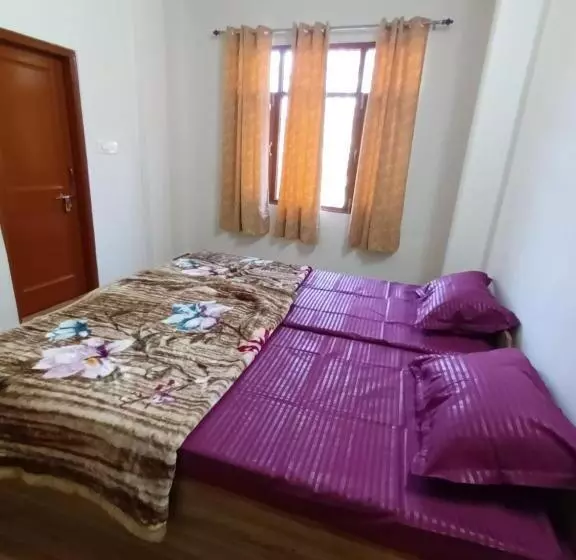 ホテル Him Aaranya Home Stay Shimla