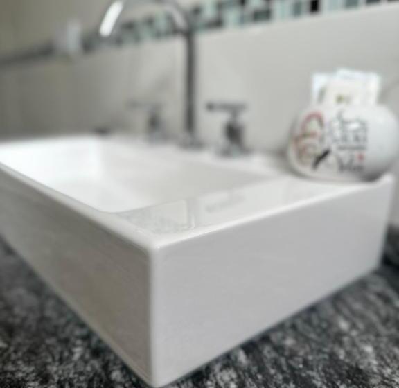 هتل La Jacinta Posada Suites