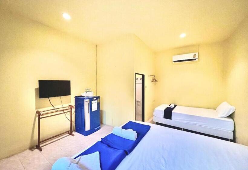 Hotel Phupa Beach Resort