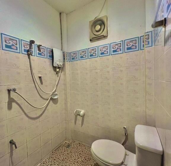 Hotel Phupa Beach Resort