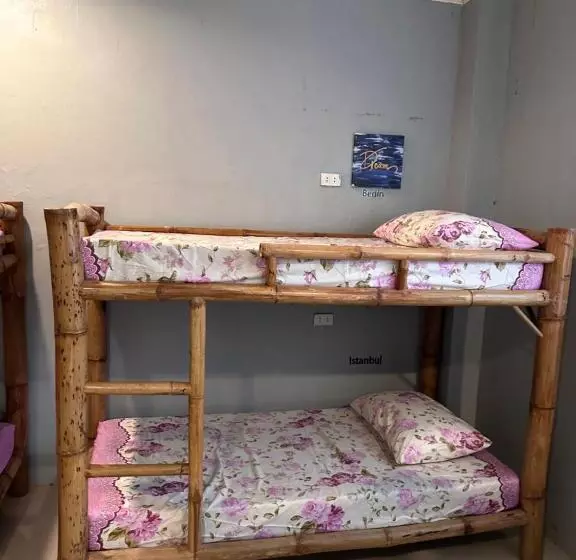 Lionfish Backpackers Hostel Malapascua