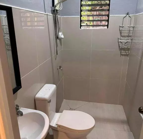 Lionfish Backpackers Hostel Malapascua