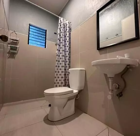 Lionfish Backpackers Hostel Malapascua