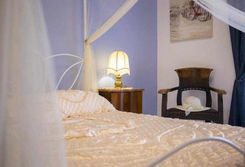 펜션 Chez Lucy Cefalù