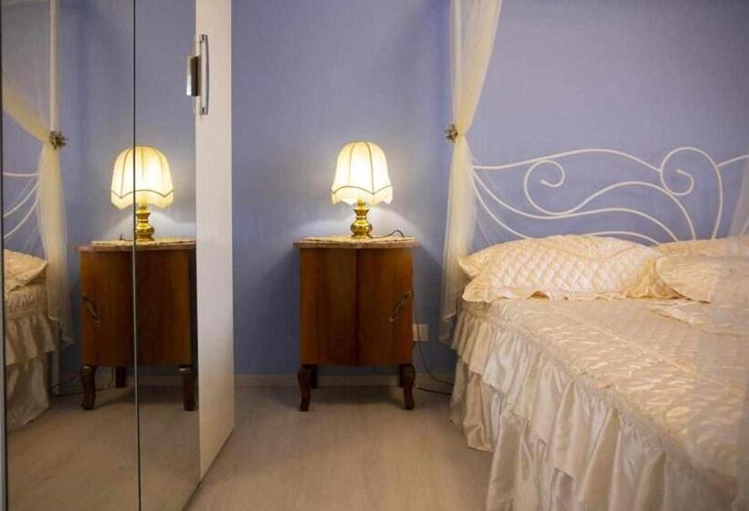 펜션 Chez Lucy Cefalù