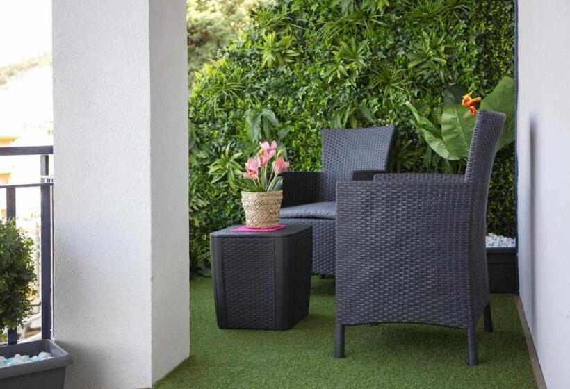 펜션 Chez Lucy Cefalù