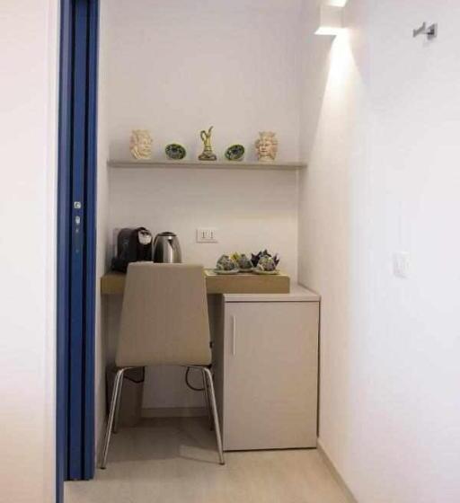 펜션 Chez Lucy Cefalù