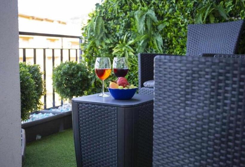 펜션 Chez Lucy Cefalù