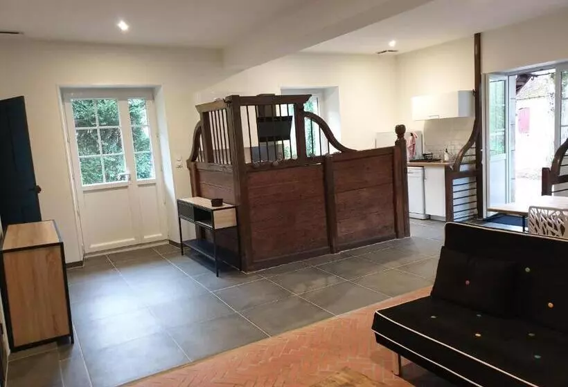 Majatalo La Casa D Augy Logement Du Rez De Jardin