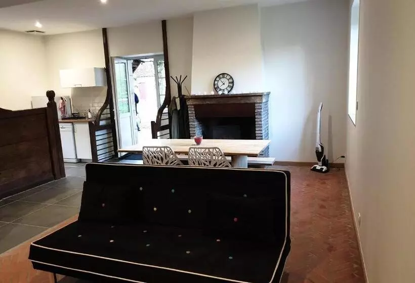 Majatalo La Casa D Augy Logement Du Rez De Jardin