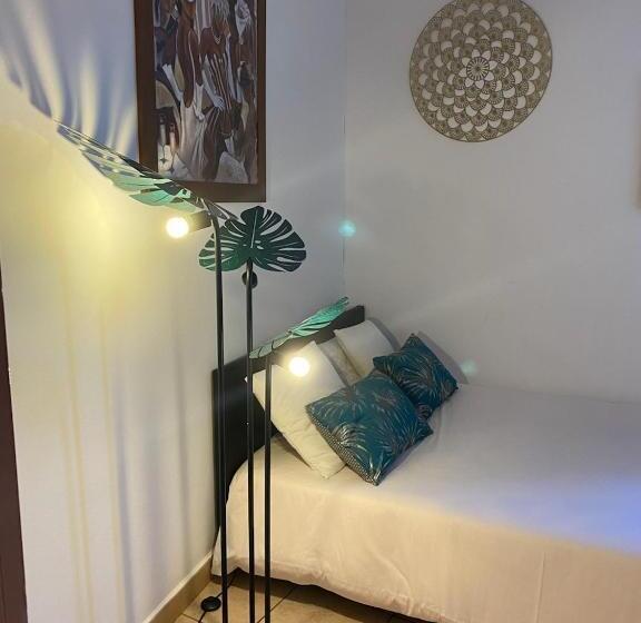 پانسیون La Villa D Elyas