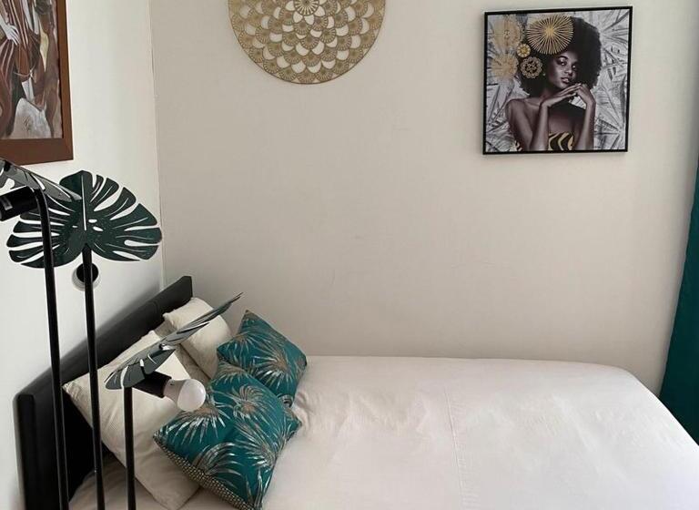 پانسیون La Villa D Elyas