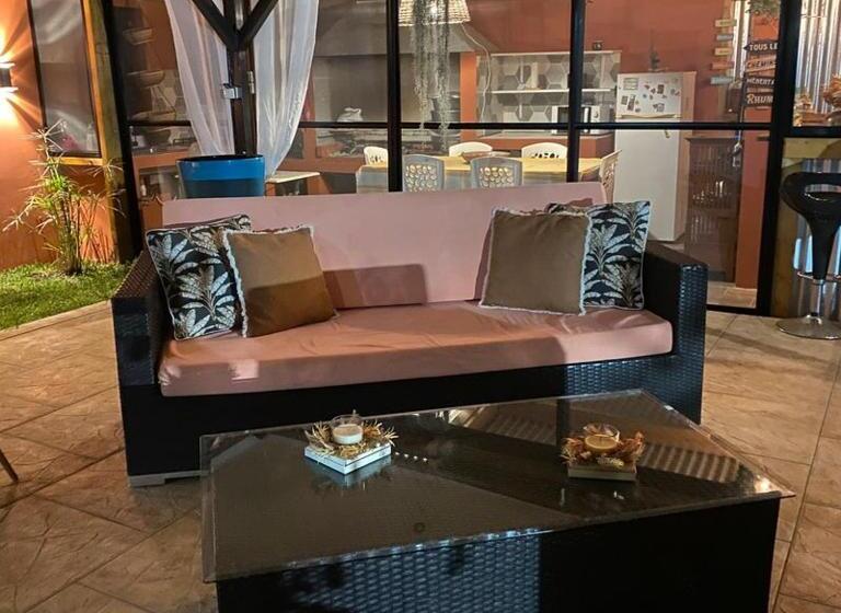 پانسیون La Villa D Elyas