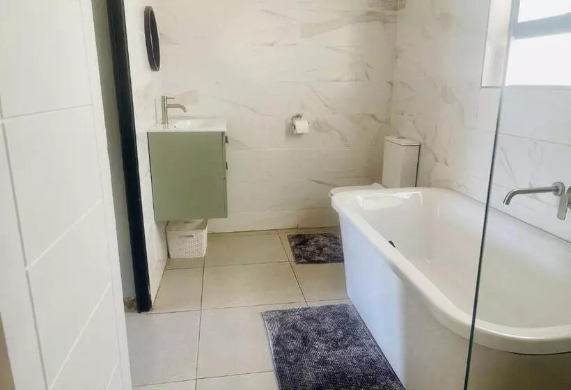 Majatalo Trendybliss Guest House