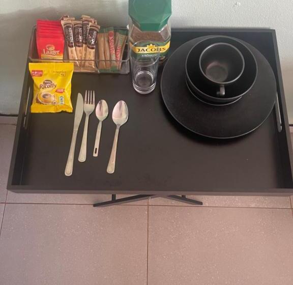 פנסיון Trendybliss Guest House