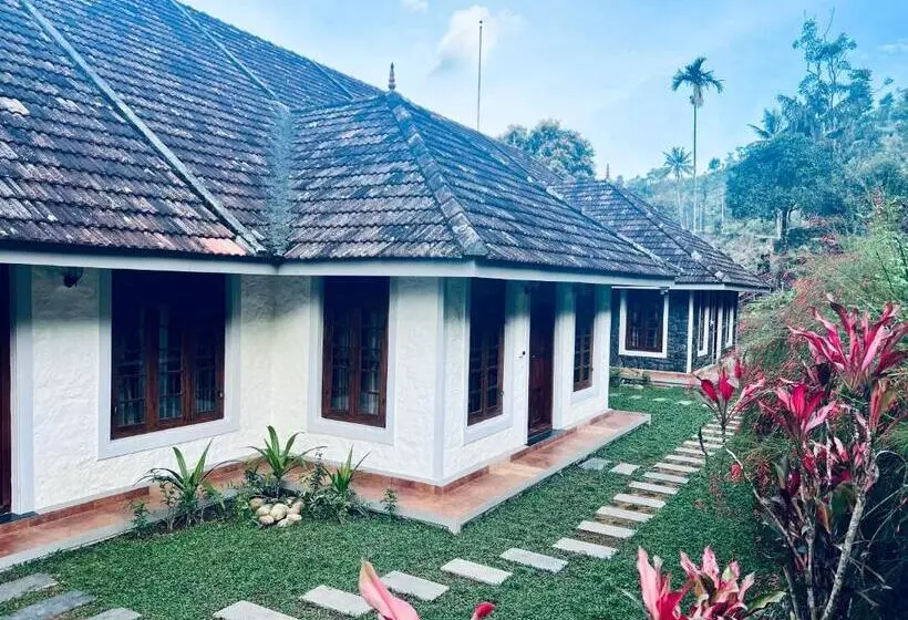 Lomakeskus Nature Sanctuary Urumbi Hills