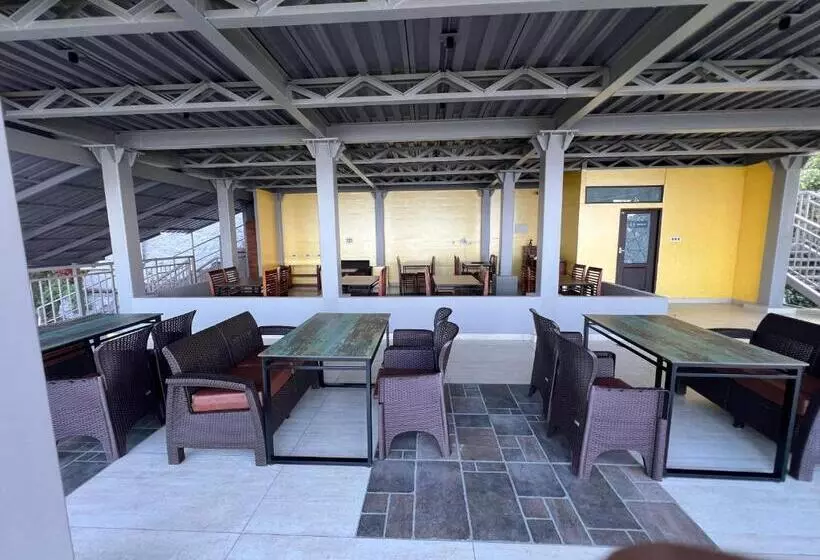 Lomakeskus Nature Sanctuary Urumbi Hills