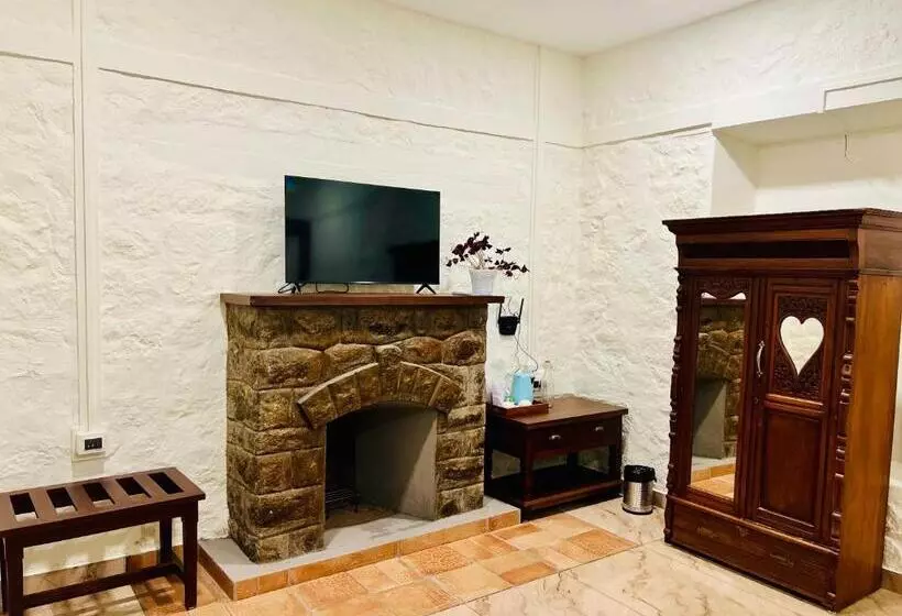 Lomakeskus Nature Sanctuary Urumbi Hills