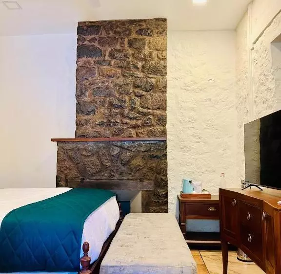 Lomakeskus Nature Sanctuary Urumbi Hills