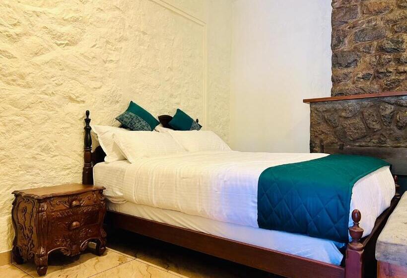 منتجع Nature Sanctuary Urumbi Hills