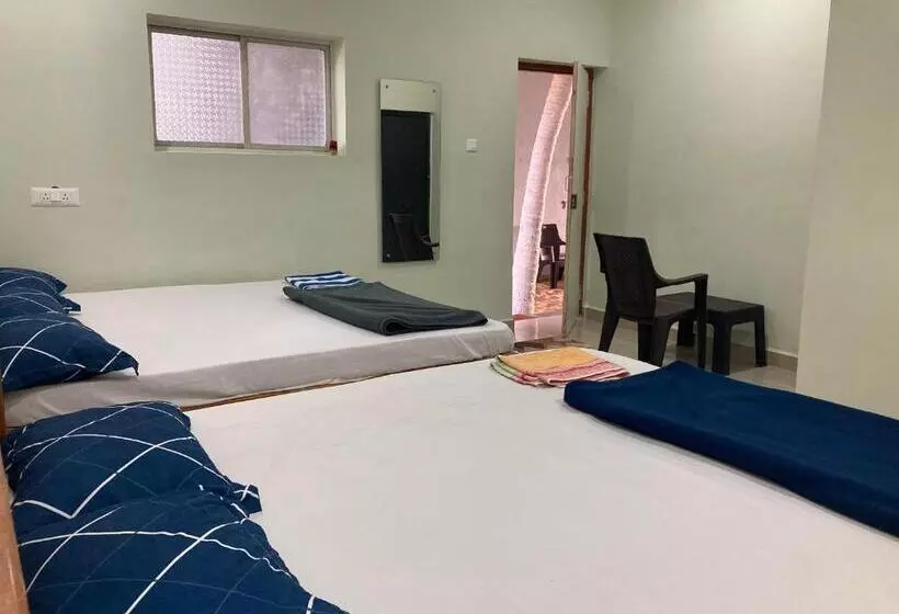 Lomakeskus Oceanic Stay And Restaurant Gokarna