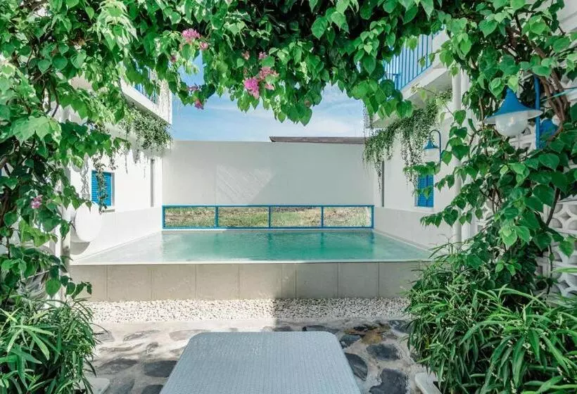 The Blue Loft Canggu   Free Scooter Use